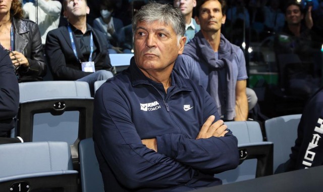 野蛮摔拍让网球不再“绅士”？纳达尔教练呼吁更严厉处罚